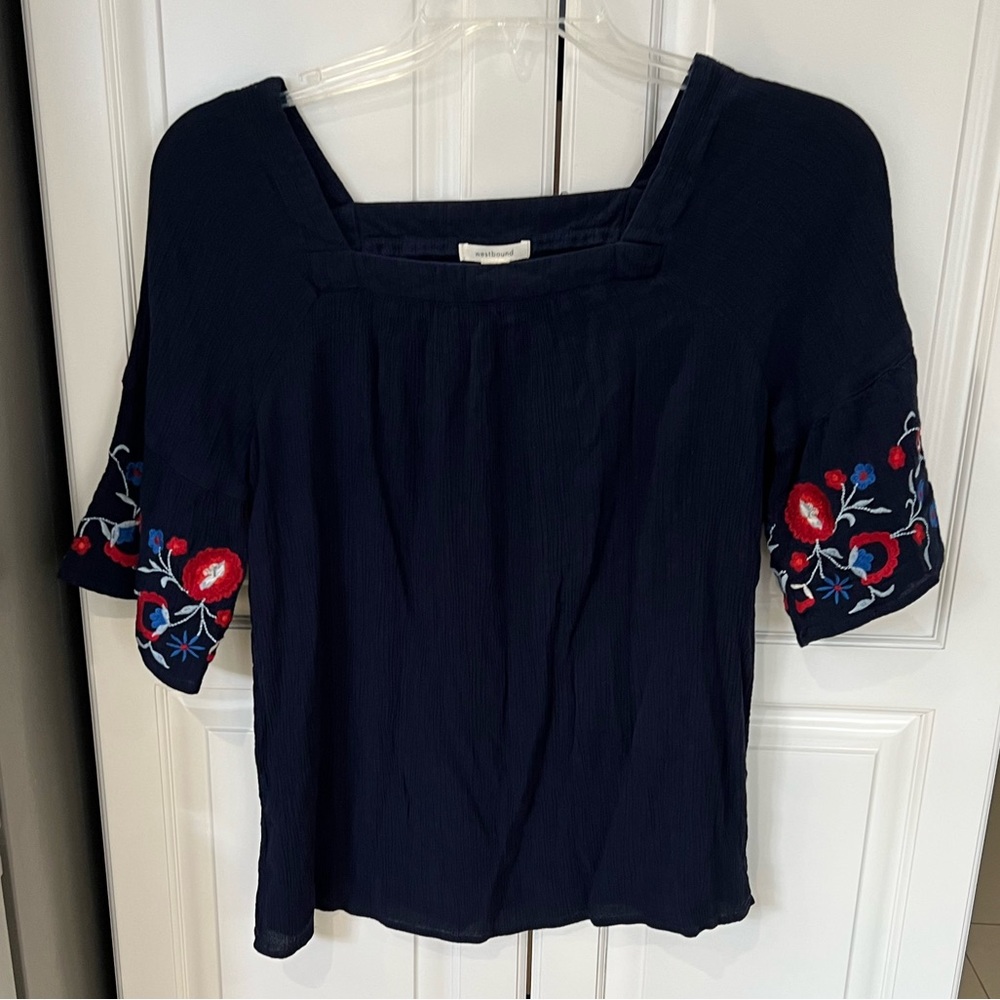 Westbound Navy Blue Embroidered
Peasant Blouse size M